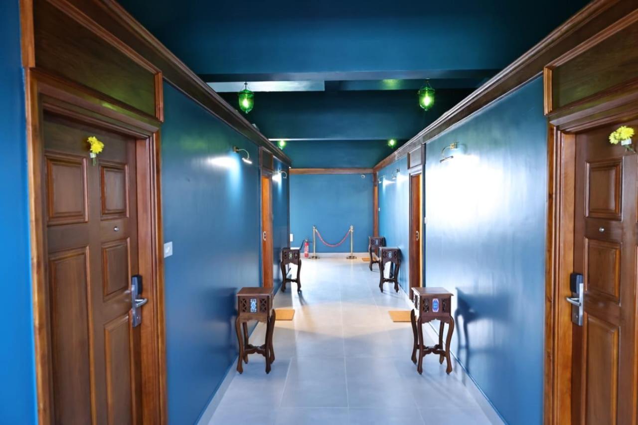 Le Colonial Suites 蓬蒂切里 外观 照片